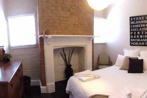 YSG The Edward Townhouses 155 & 157 Steps To Town - Accommodation Australia 3