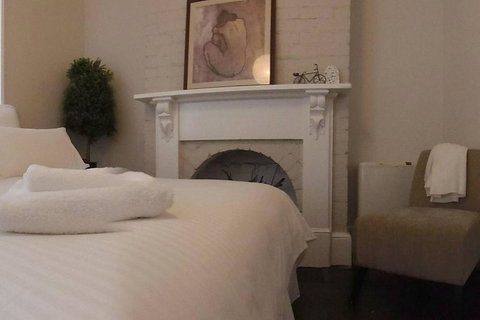 YSG The Edward Townhouses 155 & 157 Steps To Town - Accommodation Australia 4