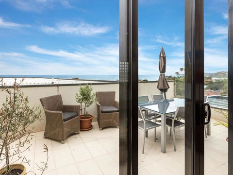 THE PENTHOUSE MORNINGTON - Accommodation Australia 4