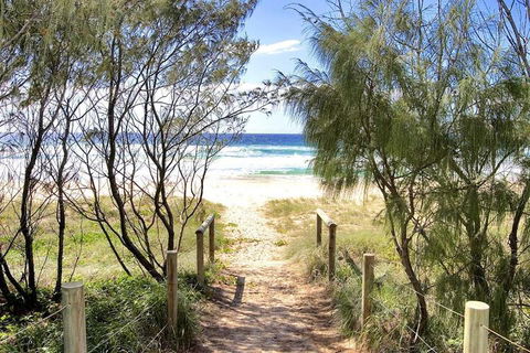 THE BEACH OASIS At 360 - Accommodation Australia 6