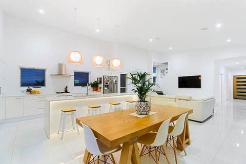 THE BEACH OASIS At 360 - Accommodation Australia 3