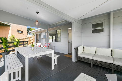 Surfs Up Peregian Beach - Accommodation Australia 4