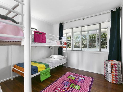 Surfs Up Peregian Beach - Accommodation Australia 3