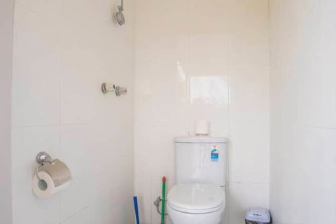 Beautiful Pre-loved Ashfield 4 Bedroom Home - Australia Shopping 7