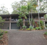 LIZ LAKE - Accommodation Australia