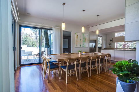 Kalina Retreat Tennis & Pool - Accommodation Australia 1