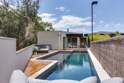 Kalina Retreat Tennis & Pool - Accommodation Australia 0