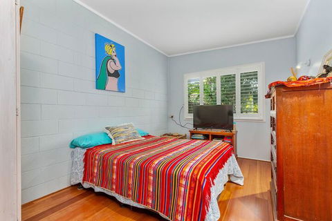 BEACH RETREAT - Accommodation Australia 7