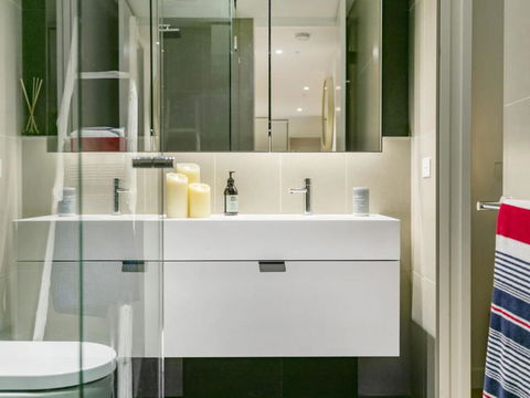 SEA TEMPLE MORNINGTON - Accommodation Australia 4