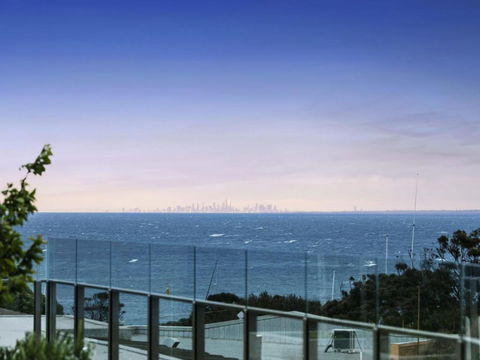 SEA TEMPLE MORNINGTON - Accommodation Australia 1