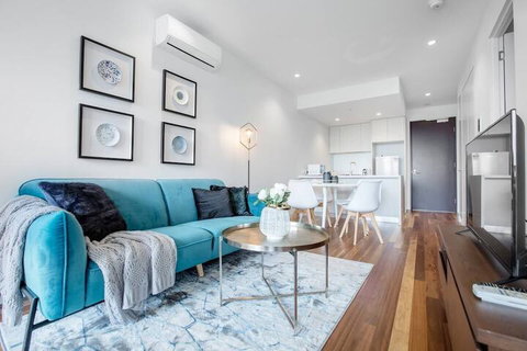 Elegant 2br@footscray Station - Accommodation Australia 3