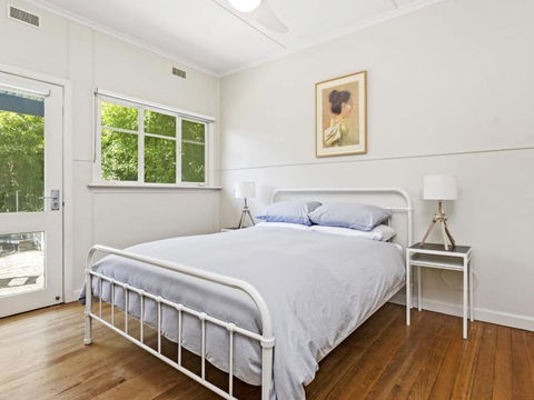 KIMBERLEY McCRAE - Accommodation Australia 2