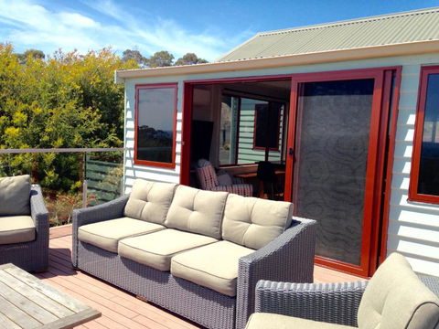 DOLPHIN LOOKOUT COTTAGE Amazing Views Of The Bay Of Fires - Accommodation Australia 4