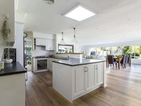 ALLAMBEA MOUNT ELIZA - Australia Shopping 2