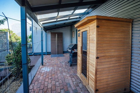 Santorini On Seaview Beachside Living Sauna Wifi - Australia Shopping 6