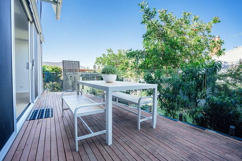 Santorini On Seaview Beachside Living Sauna Wifi - Australia Shopping 3