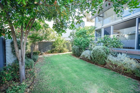 Santorini On Seaview Beachside Living Sauna Wifi - Australia Shopping 7