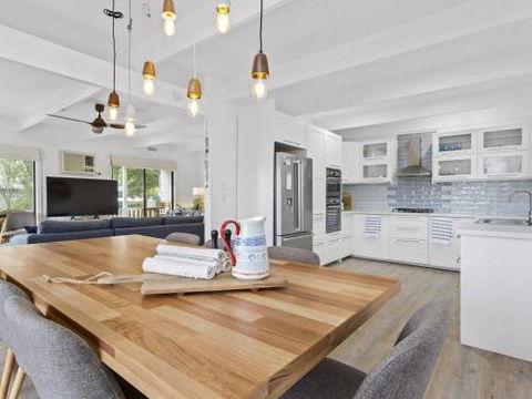 BAYSHORE DROMANA - Accommodation Australia 4