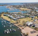 Captains Hideaway Jetty Berth  Pet Friendly - Accommodation Australia