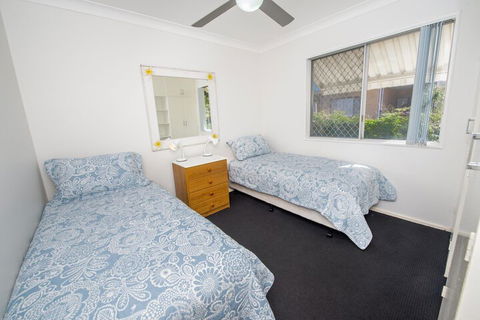 Fingal Bay Beach House 32 Lentara Street - Accommodation Australia 7
