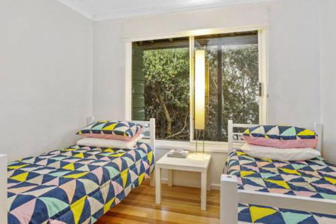 SEAVIEW Ocean Views From A Modern Townhouse - Local Tourism 7