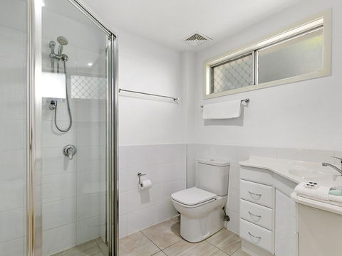 Noosa Heads Beach Getaway Unit 3 Yaringa 29 Noosa Drive - Accommodation Australia 0