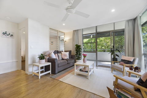 Noosa Heads Beach Getaway Unit 3 Yaringa 29 Noosa Drive - Accommodation Australia 2