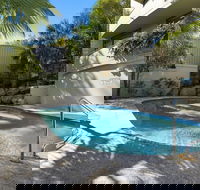 Stunning Views Great Location Sunshine Beach Unit 1 Vista Pacific 12 Bryan Street - Local Tourism