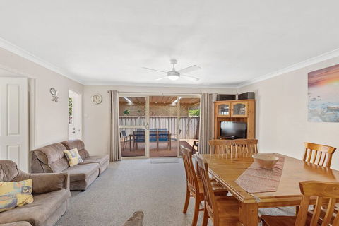 Farm Road, 6A - Accommodation Australia 4