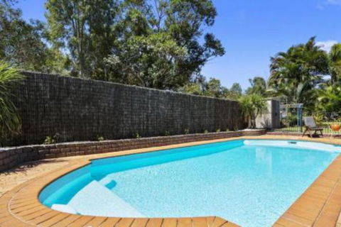 BB233 Banksia Beach Family Home 4 Bedrooms - Accommodation Australia 4
