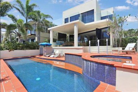 19 Ross Crescent - Local Tourism 3