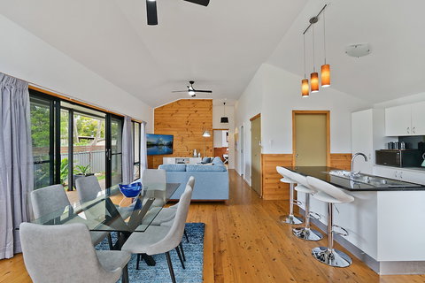 Newcastle Short Stay Apartments - Glebe Road Adamstown - Accommodation Australia 4