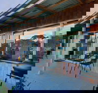 Freycinet Stone Studio 5