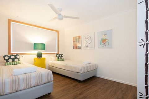 La Plage - Accommodation Australia 6