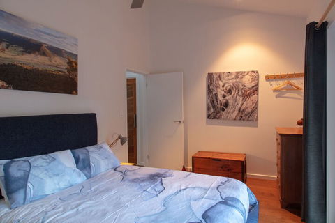 Ducknow On Braeside - Accommodation Australia 4