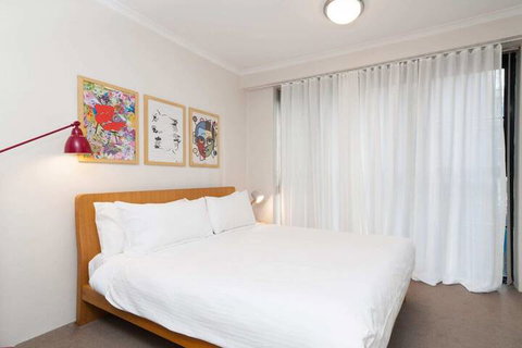 Amazing Studio With Pool In Central Sydney - Australia Shopping 5