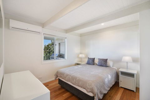 Peregians Viewing Deck, 324 David Low Way, Peregian Beach, Noosa Area - Accommodation Australia 3