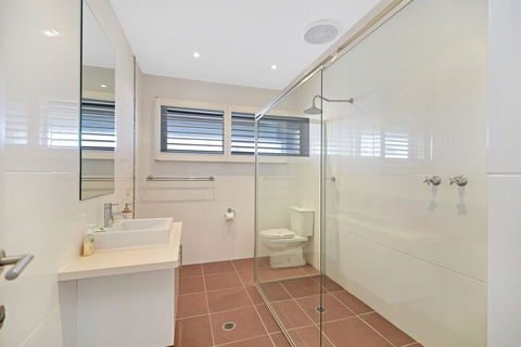 Sea Splash 75 Lorikeet Drive - Accommodation Australia 3