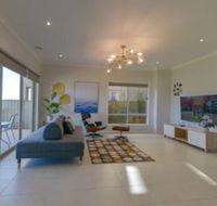 Luxury Waterfront Grand Villa in Melbourne