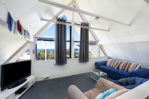Chalet By The Sea, 10 Pelican Street, Peregian Beach - Accommodation Australia 3