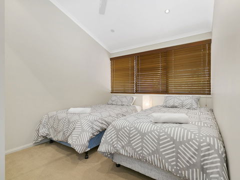 A Superb Location For Enjoying The Best Of Noosa Unit 2 / 69 Noosa Parade - Local Tourism 3