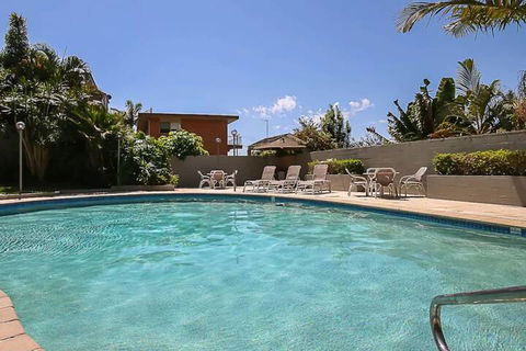 Spacious 2 Bedroom Apartment With Panoramic Views - Accommodation Australia 1