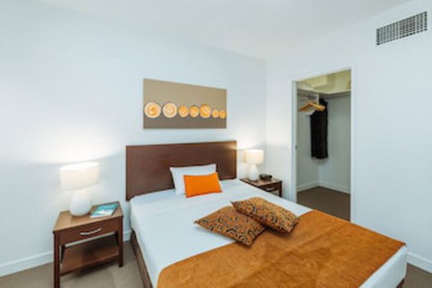 Airtrip Apartment On Merivale St - Australia Shopping 0