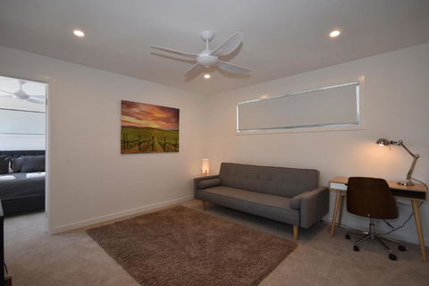 The Shae Luka Private Apartment - Accommodation Australia 2