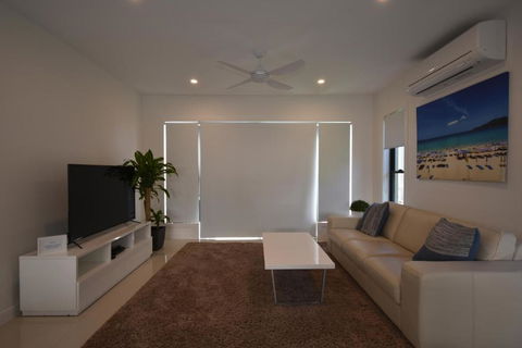 The Shae Luka Private Apartment - Accommodation Australia 3