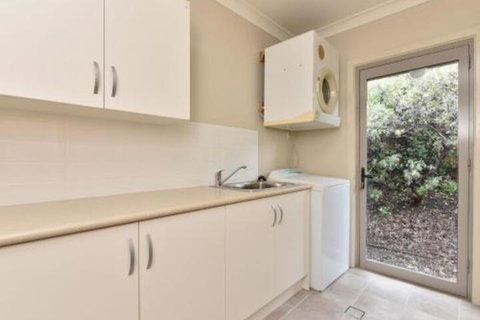 Angophora At The Vintage - Australia Shopping 7