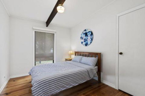 THE BEACH HIVE PET FRIENDLY (OUTSIDE ONLY) INLET SIDE - Accommodation Australia 1