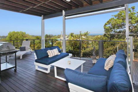 8 Cabbi Court Coolum Beach New Listing - Accommodation Australia 1