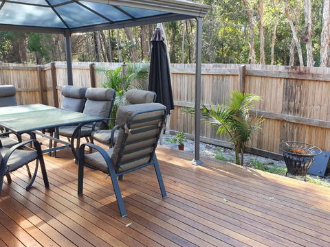 26 Satinwood Drive Low Set Modern Sleeps 8 - Accommodation Australia 4