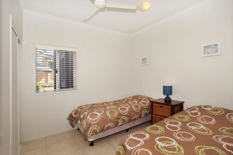 Unit 2 On The Park Coolum Beach - Accommodation Australia 4